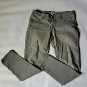 Juniors Mudd gray jeans size 11